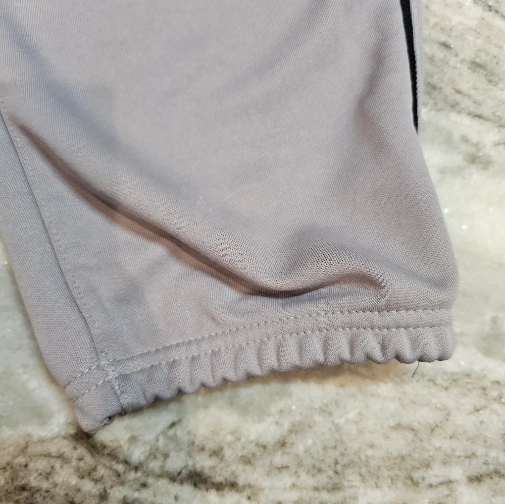 Adidas Baseball Pants Gray Black Stripe Men’s Medium Athletic Sports